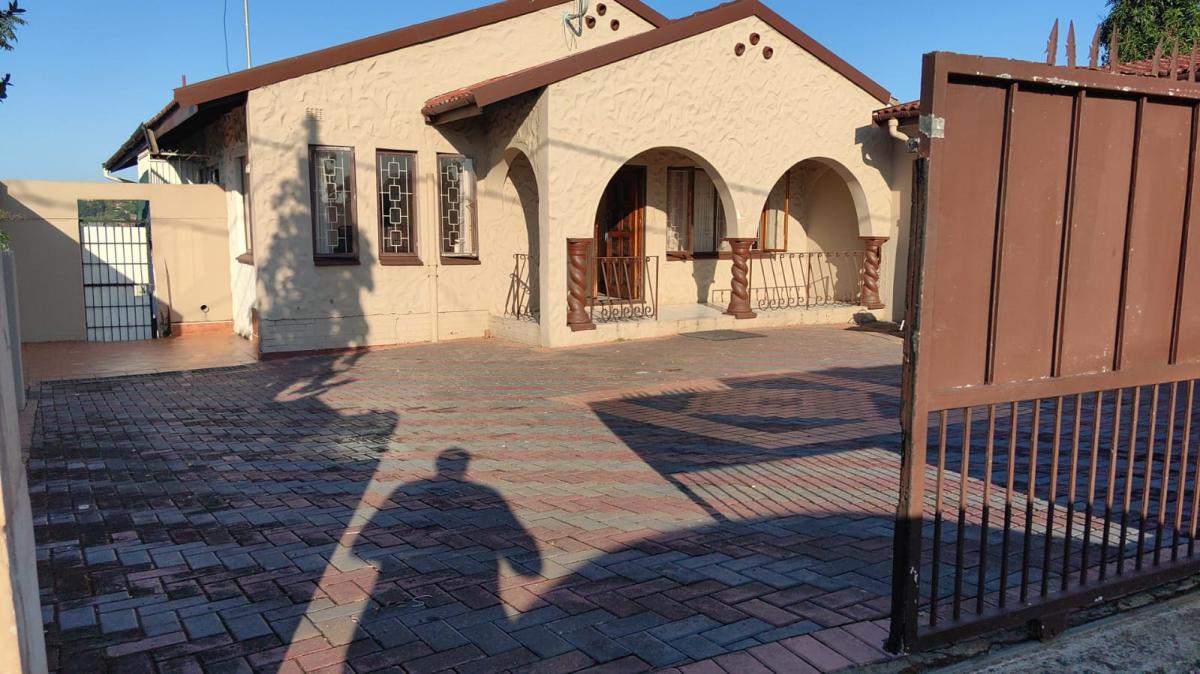 Kenville Property Property and houses to rent in Kenville