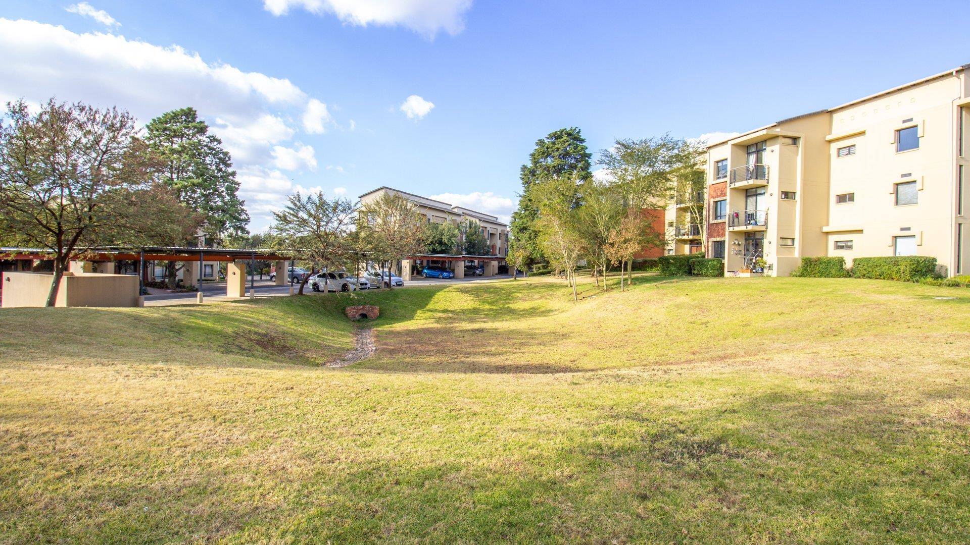 Jackal Creek Golf Estate Property Property and houses to rent in