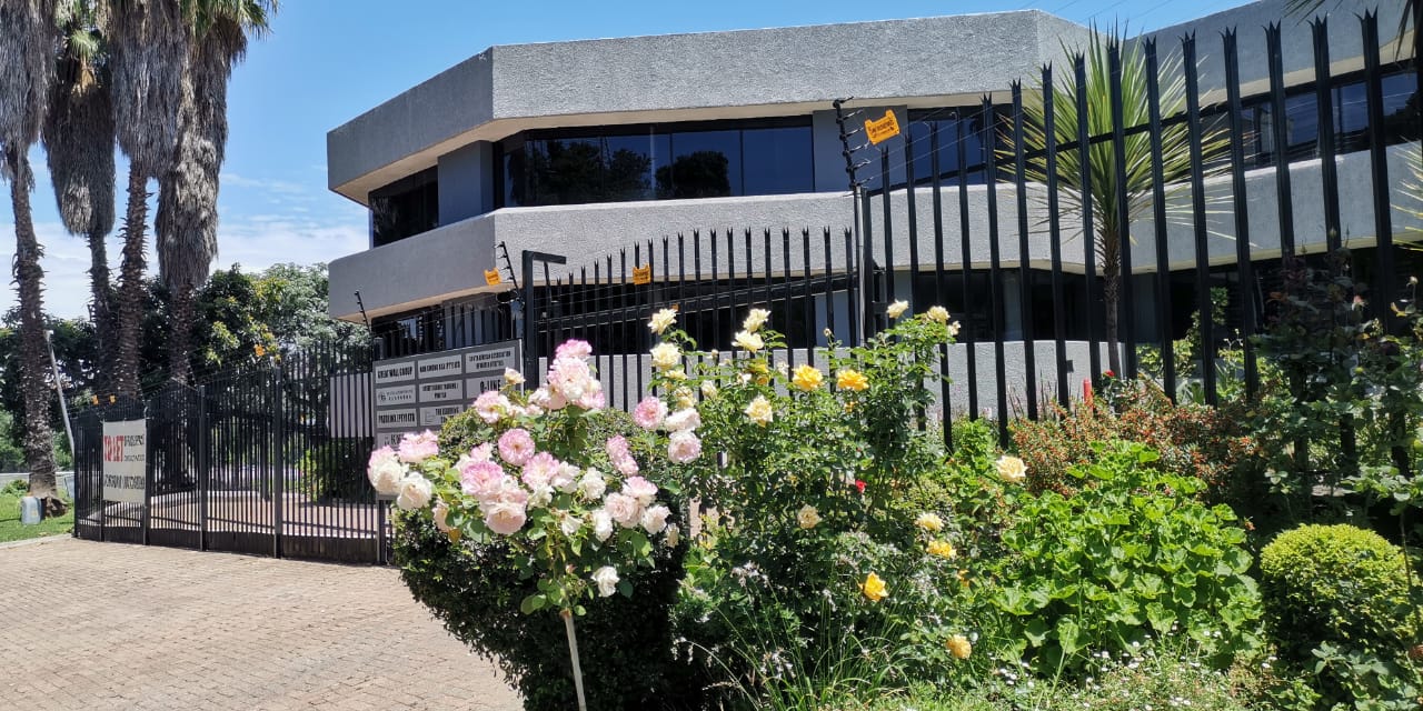 Commercial property for sale in Bedfordview P24112851568