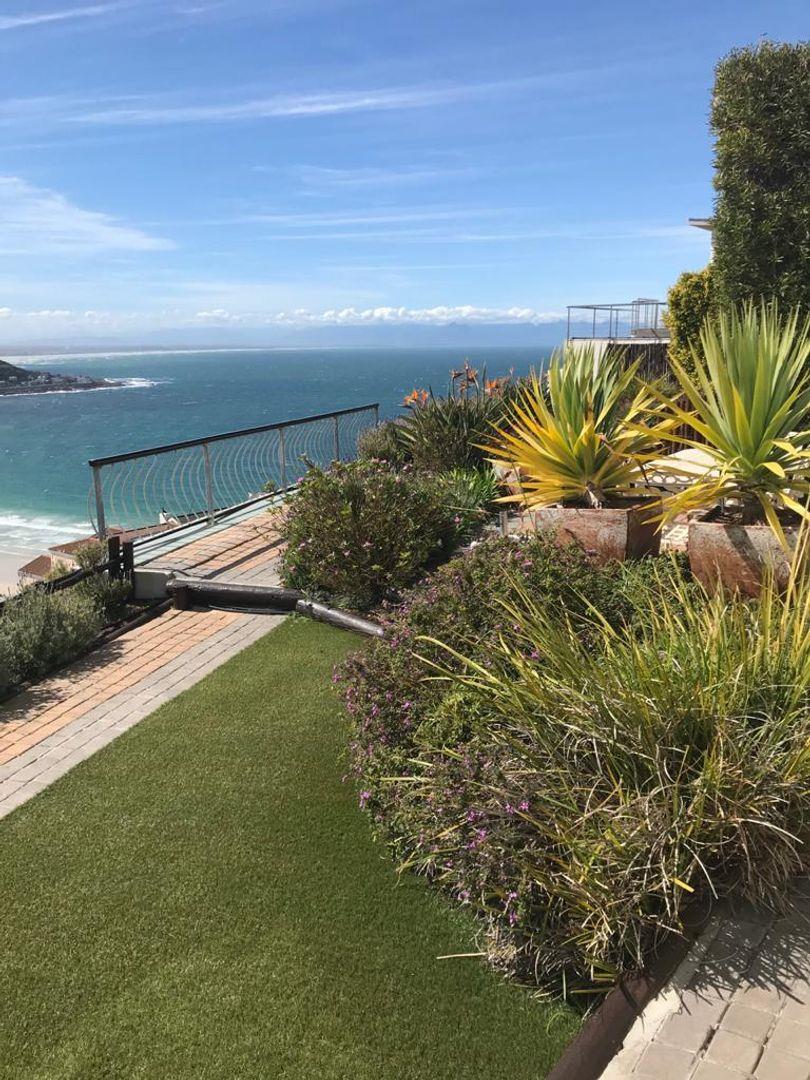 2 Bedroom Apartment / flat to rent in Fish Hoek P24112204256