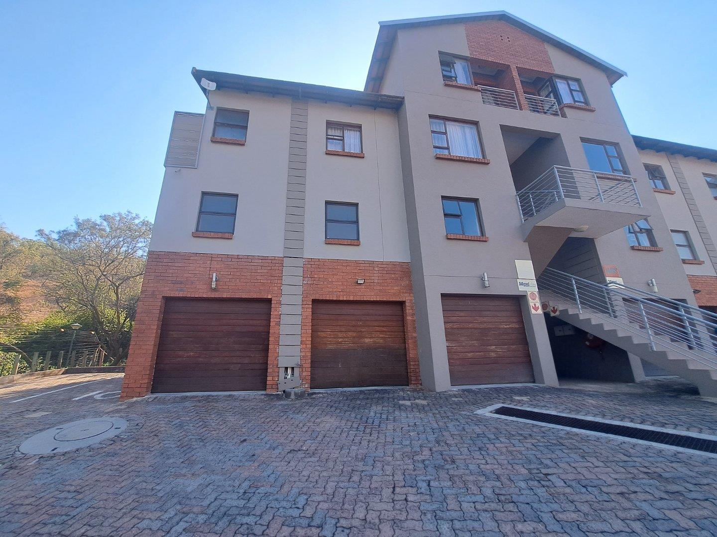 3 Bedroom Townhouse for sale in Azalea Park P24112856297
