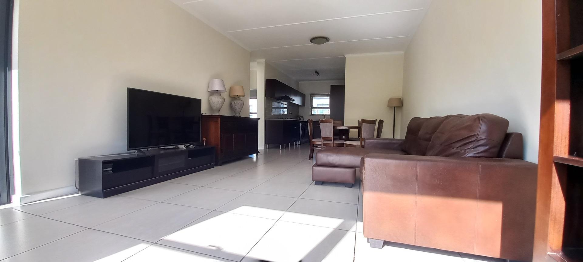 2 Bedroom Apartment / flat for sale in Greenstone Hill 1100