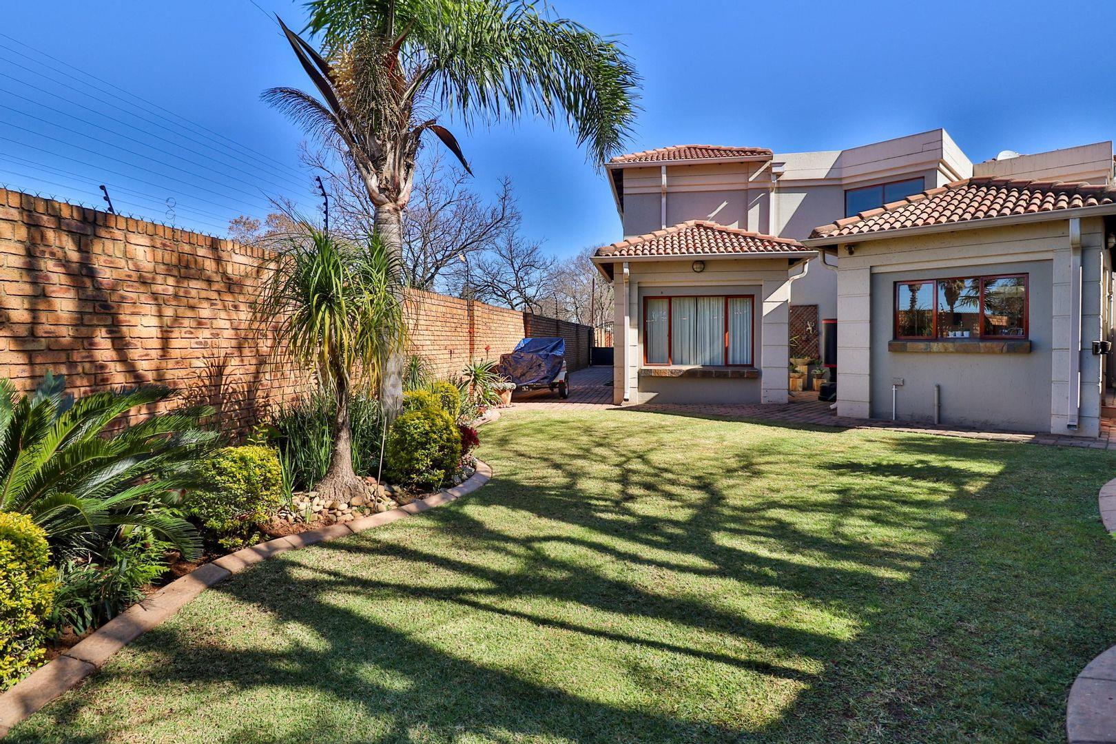 Sunward Park Property Townhouses for sale in Sunward Park