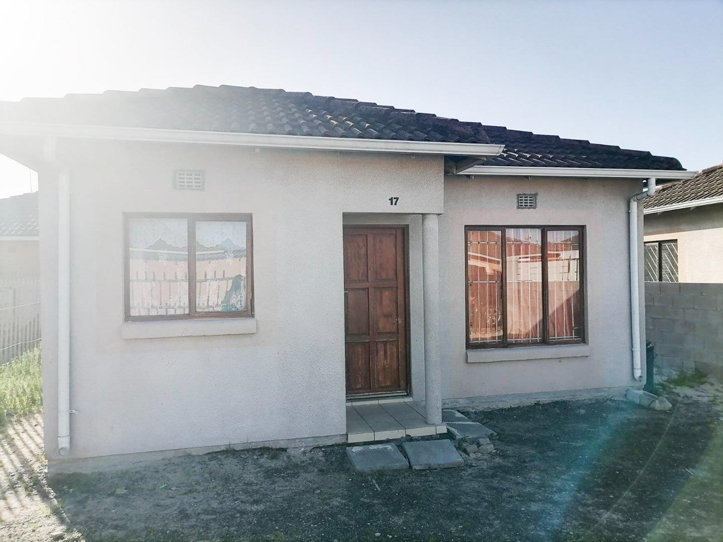 2 Bedroom House for sale in Delft P24113103847