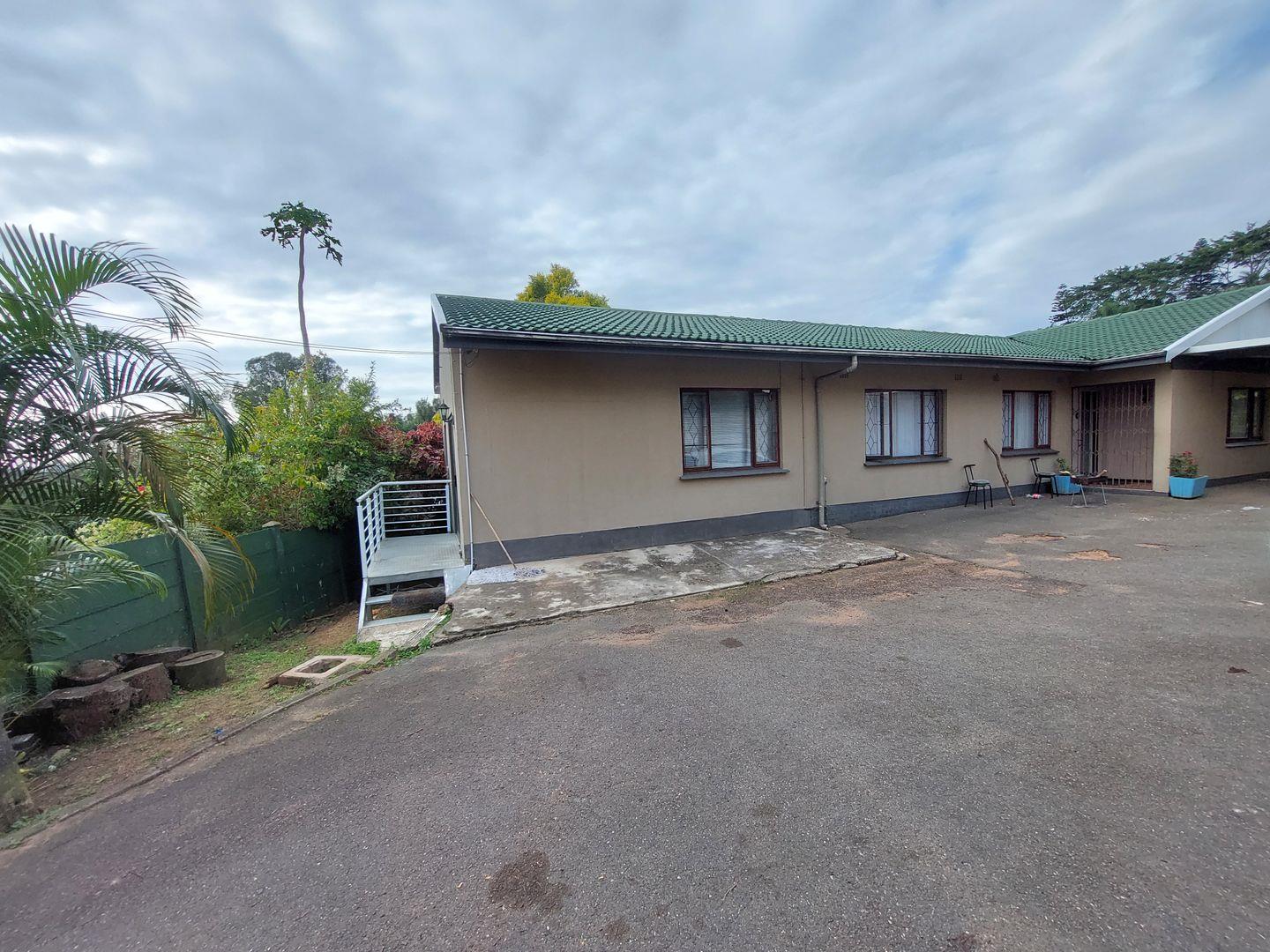 Property and houses to rent in Queensburgh Queensburgh Property