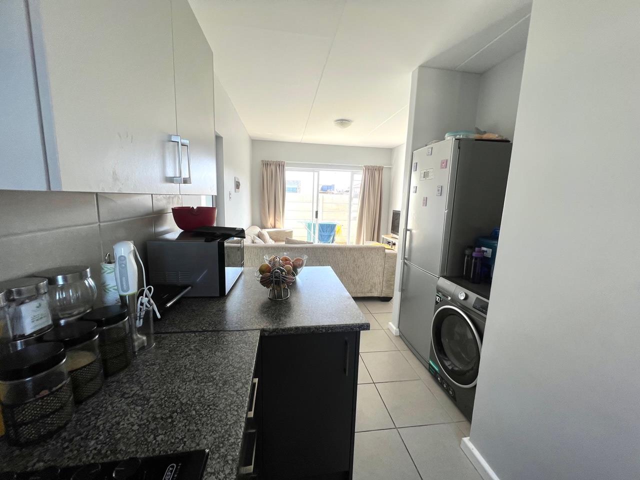 Fairview, Port Elizabeth Property Apartments / flats for sale in