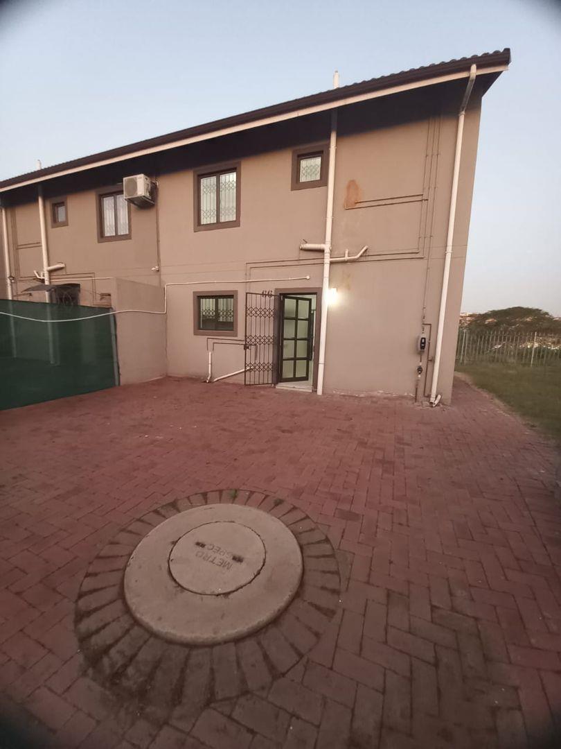 Northcroft Property Property and houses to rent in Northcroft