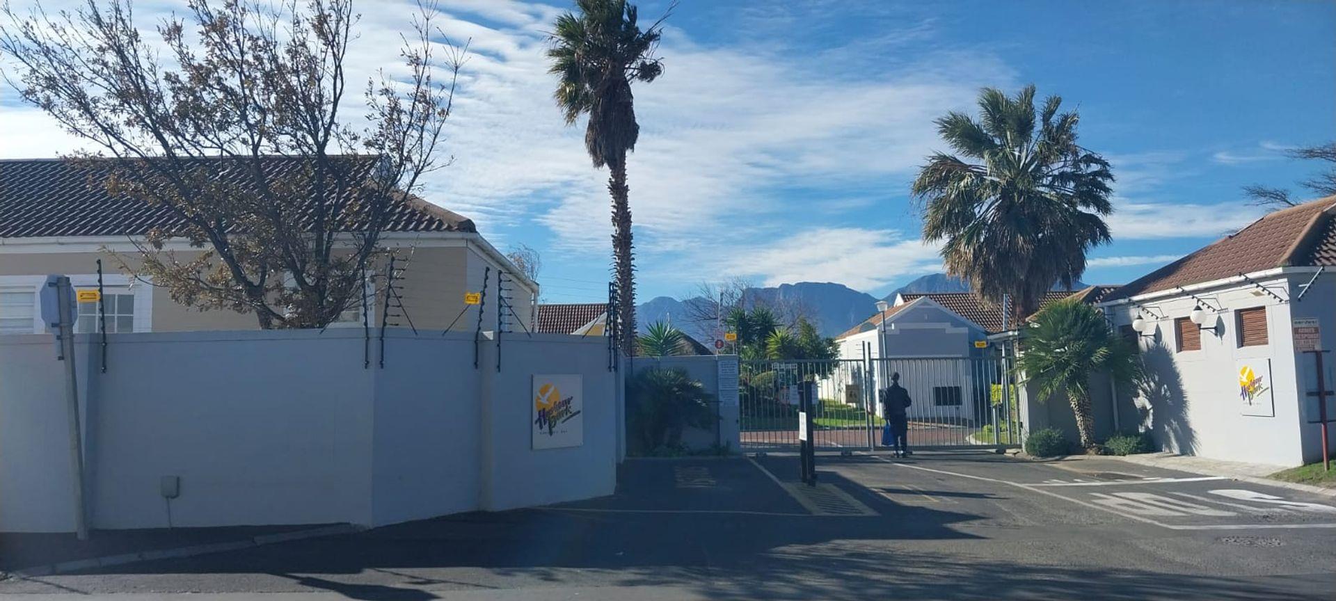 Gordons Bay Central Property Property and houses to rent in Gordons