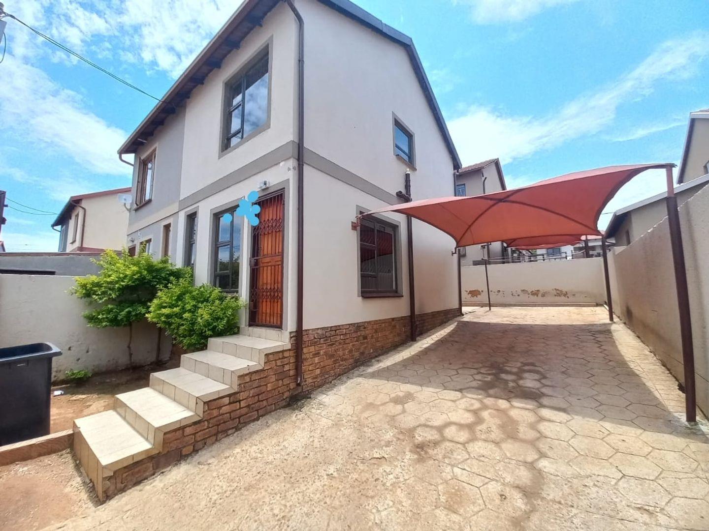 Lotus Gardens Property Property and houses for sale in Lotus Gardens