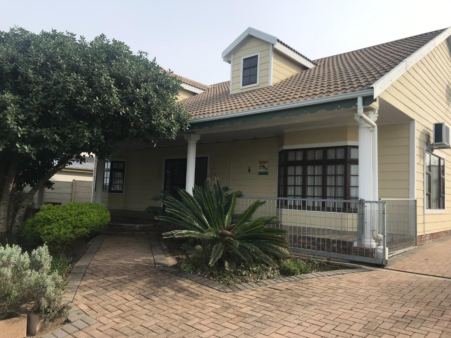 Pentagon Park Property Houses for sale in Pentagon Park