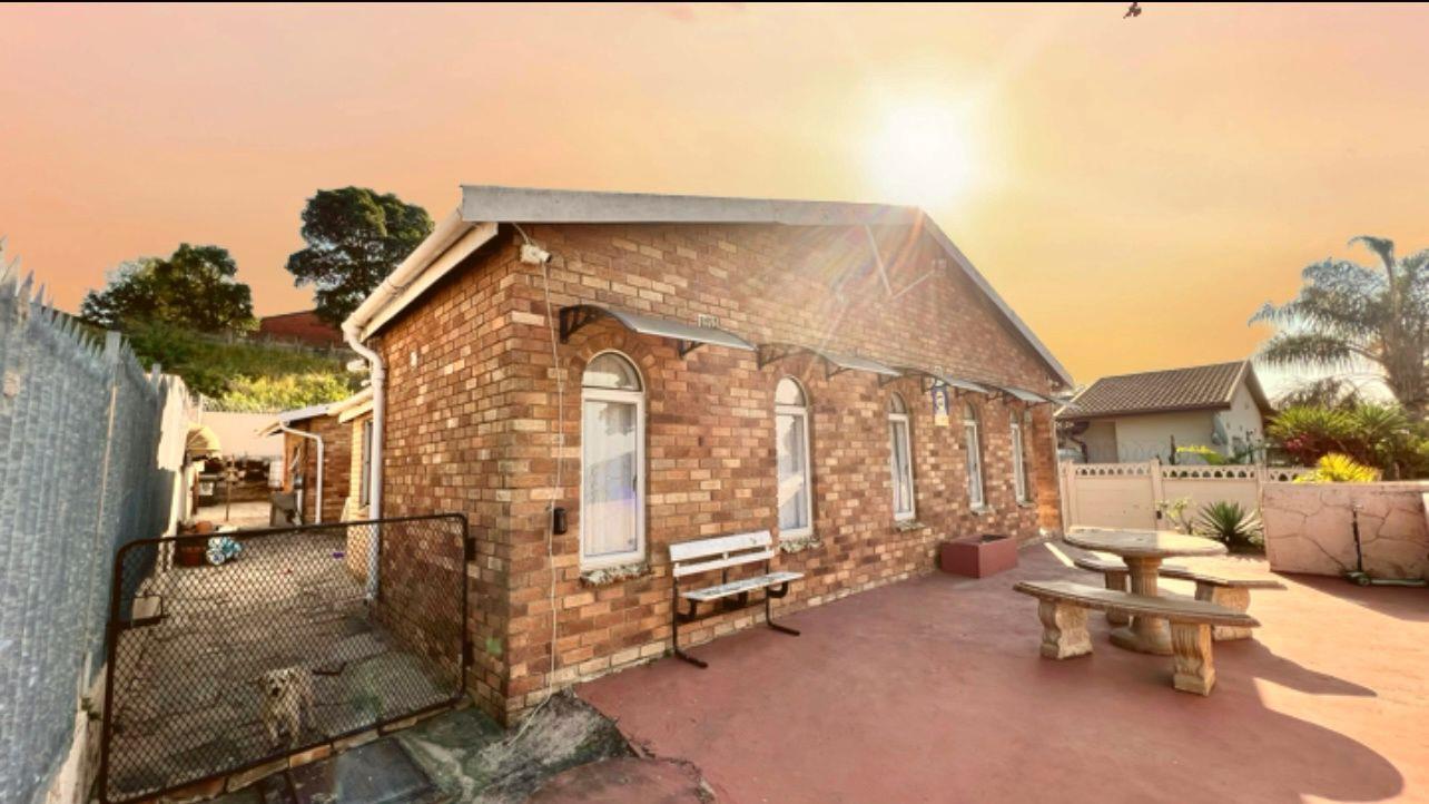 Property and houses for sale in Chatsworth Chatsworth Property