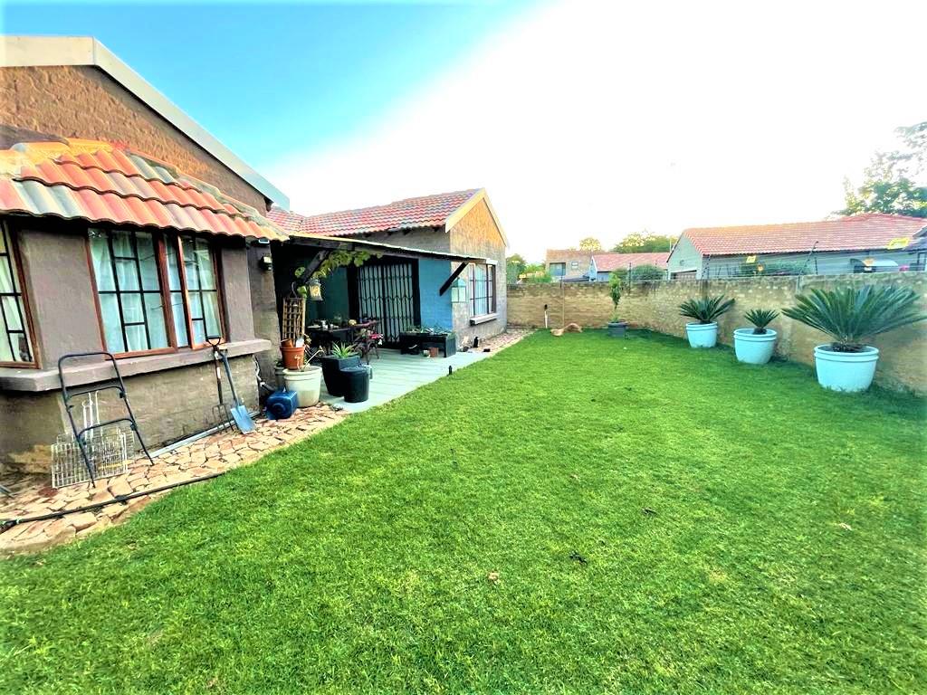 Townhouses for sale in Potchefstroom Potchefstroom Property