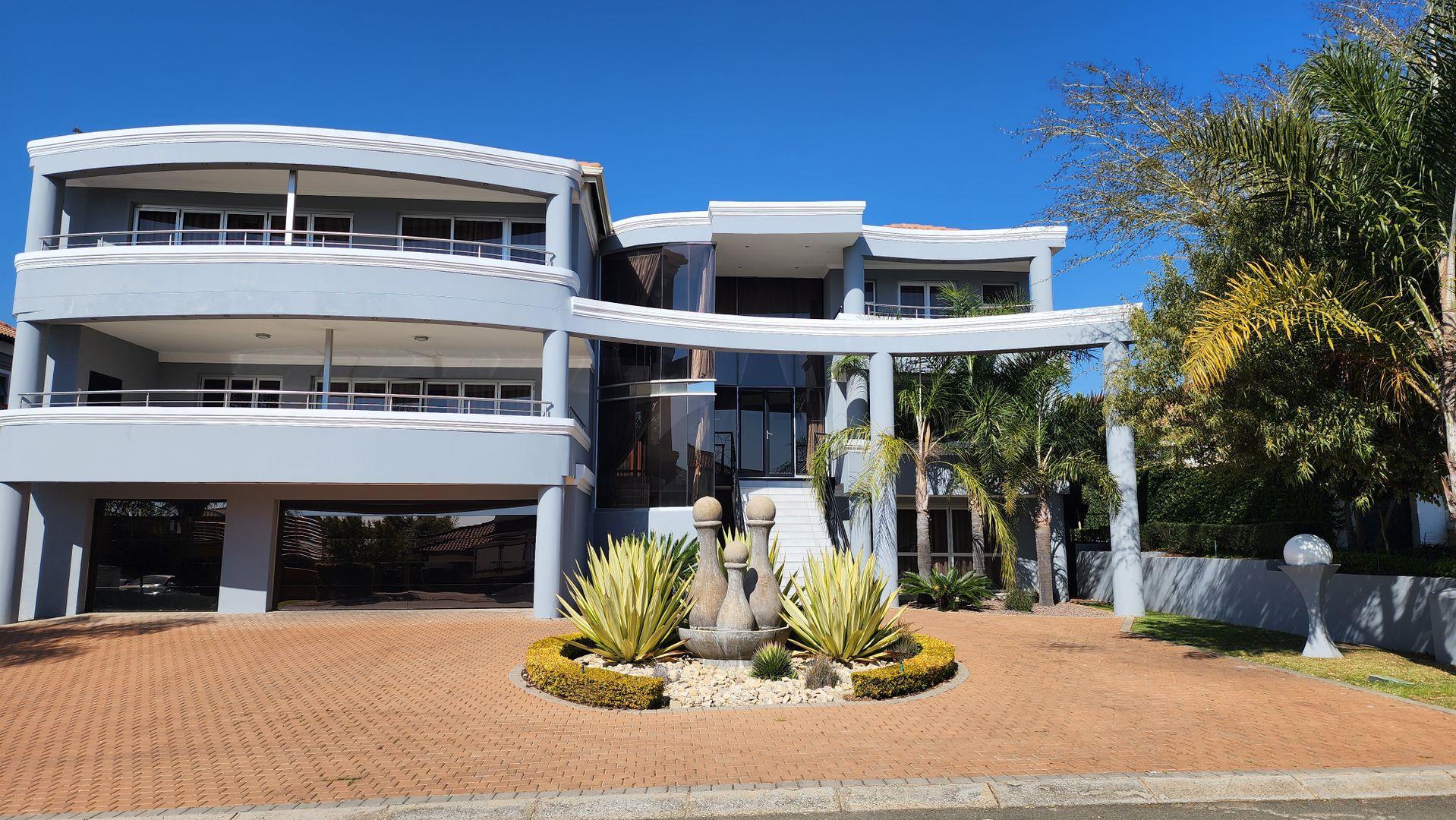 6 Bedroom House for sale in Blue Valley Golf Estate 14 Blue Valley