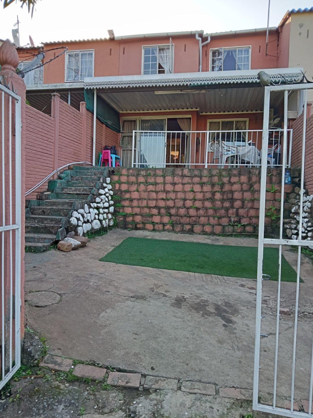 3 Bedroom House for sale in Eastbury P24112894022