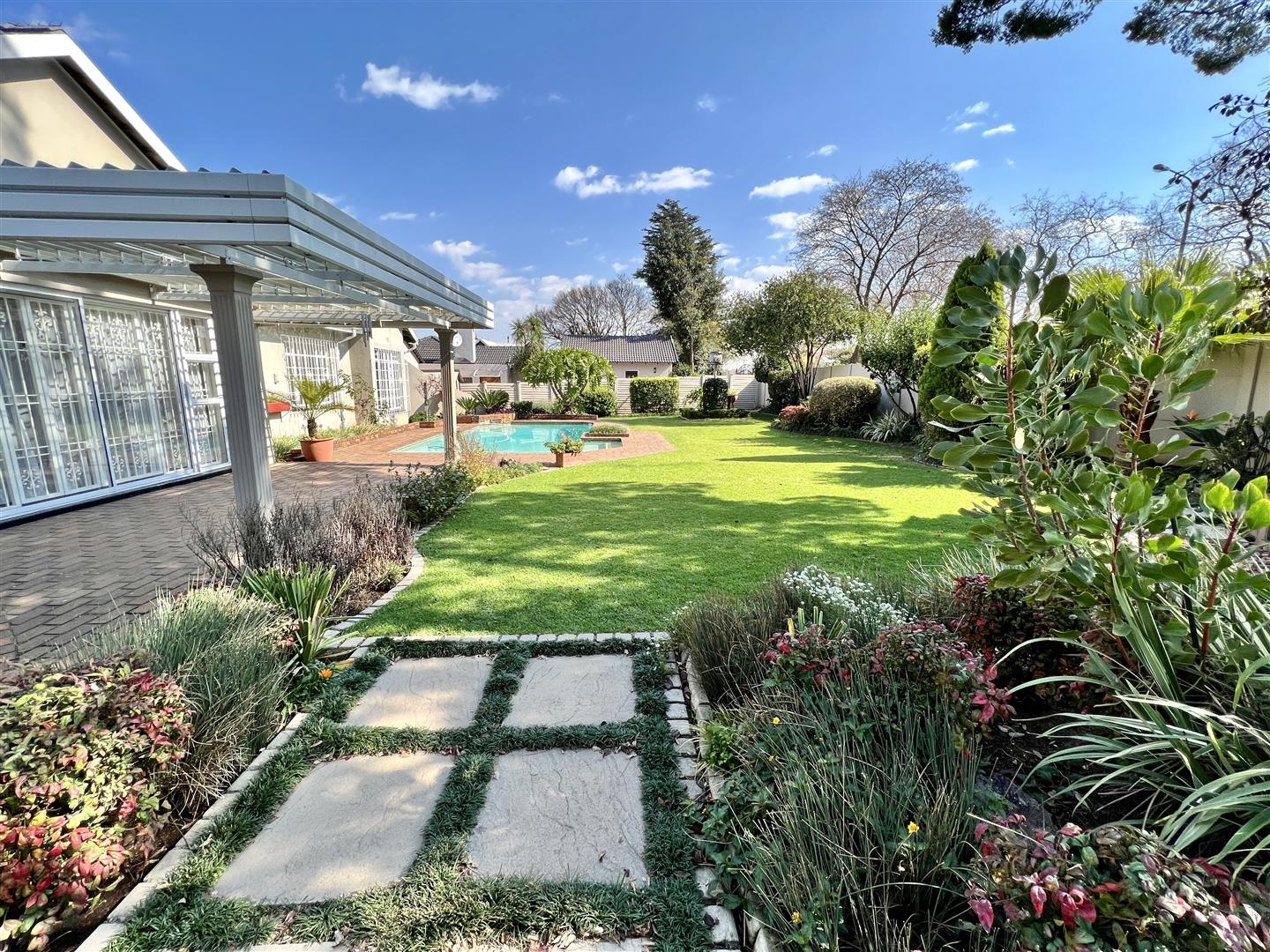 Eden Glen, Edenvale Property Houses for sale in Eden Glen, Edenvale