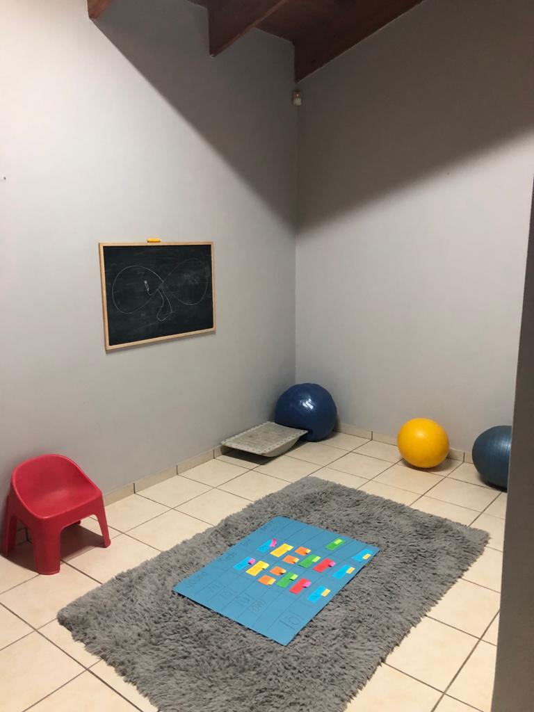 Commercial property to rent in Little Falls 811 Augrabies, Little