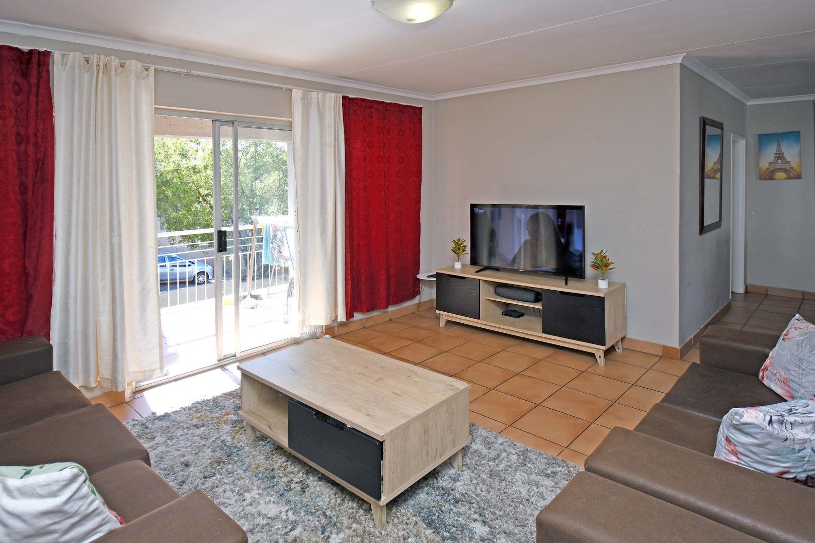 3 Bedroom Apartment / flat for sale in North Riding 93 Blandford