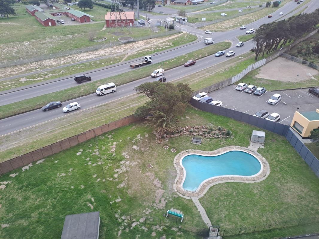 Townsend Estate Property Apartments / flats for sale in Townsend