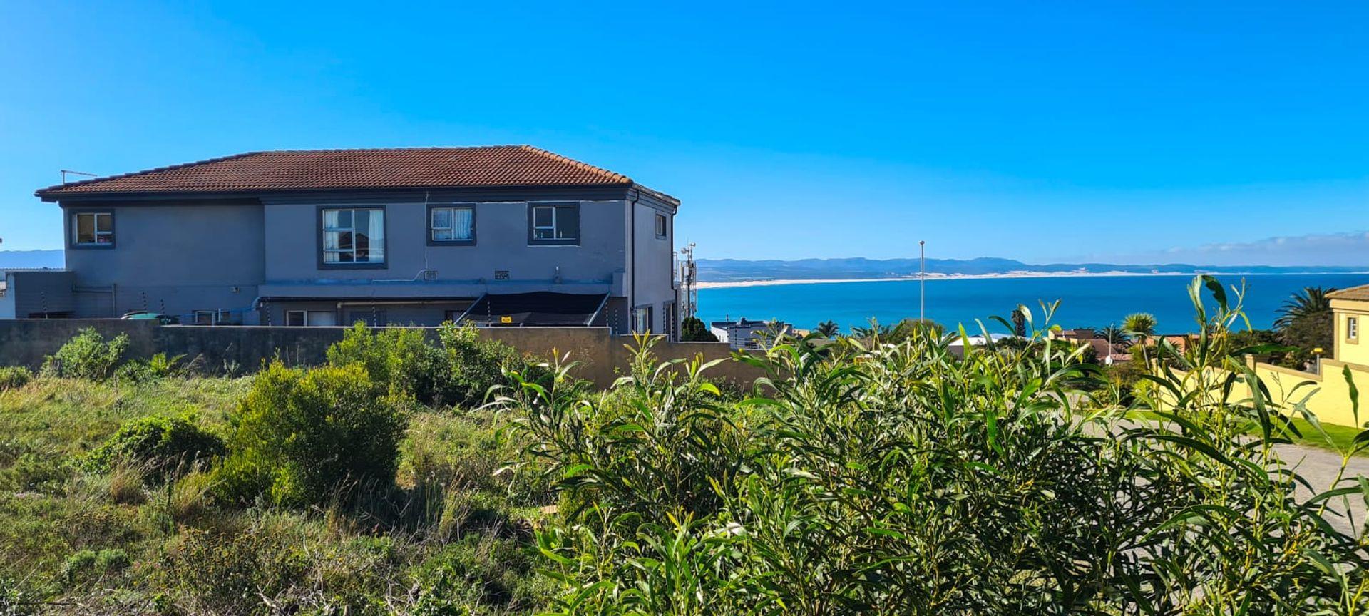 Wavecrest, Jeffreys Bay Property Property and houses for sale in