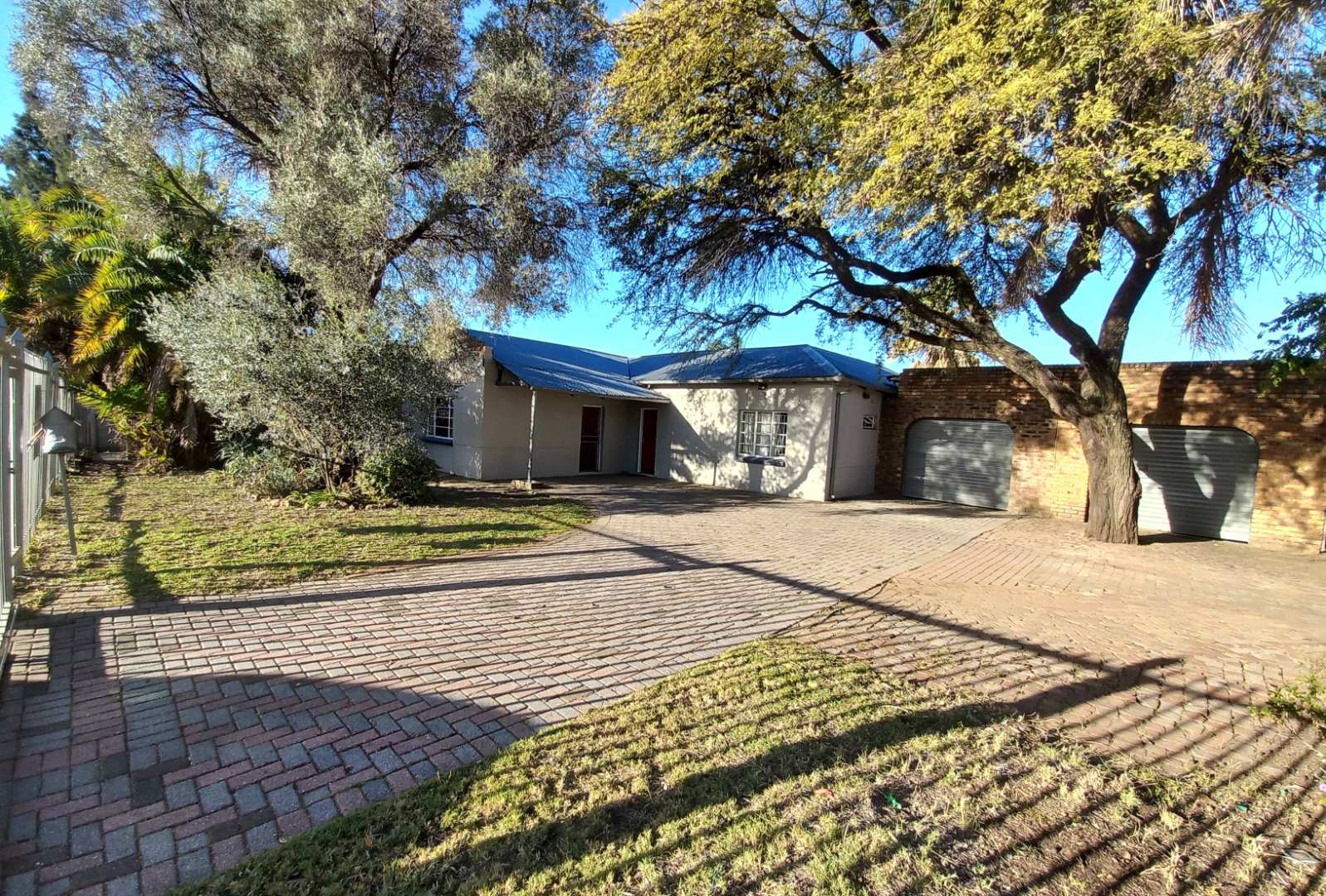 3 Bedroom House for sale in Daspoort Estate P24112887565