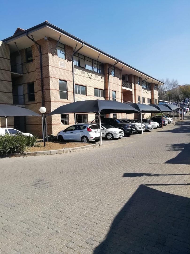 Commercial property for sale in Waterfall 2 Howick Close P24112938509