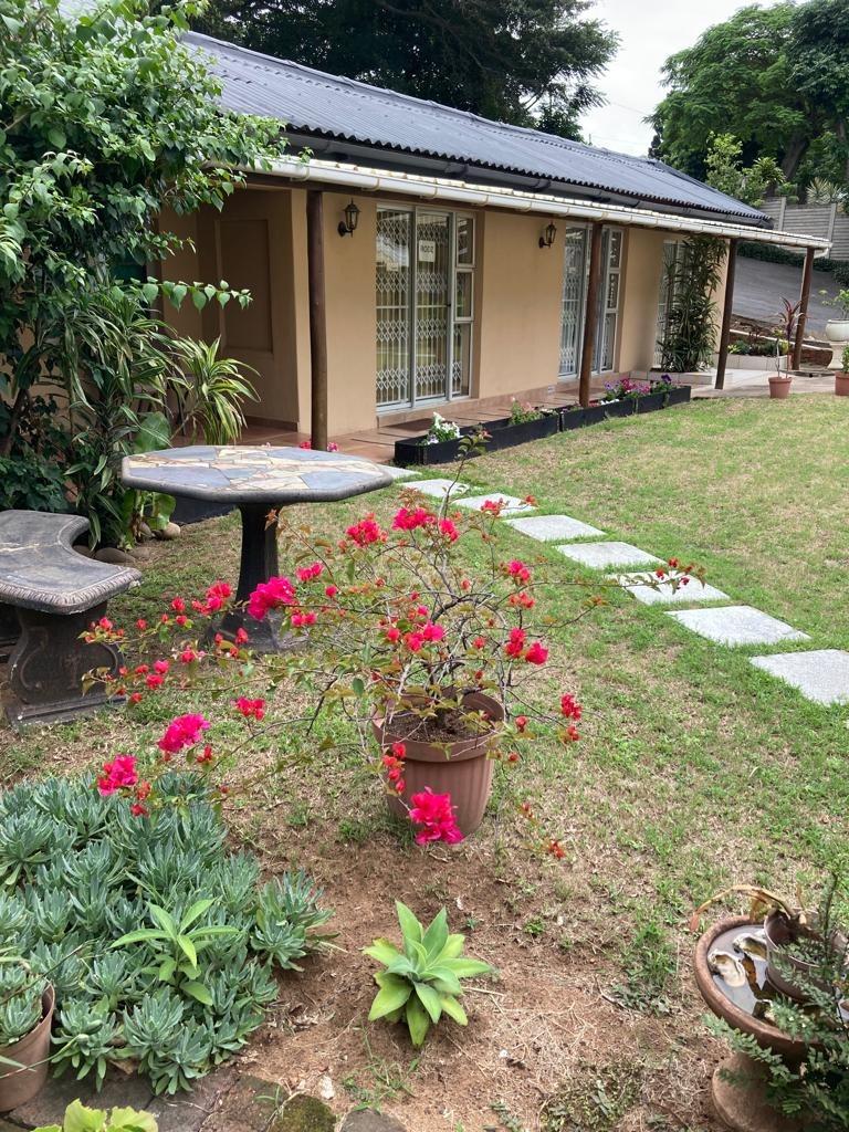 1 Bedroom Apartment / flat to rent in Illovo Beach P24110857928