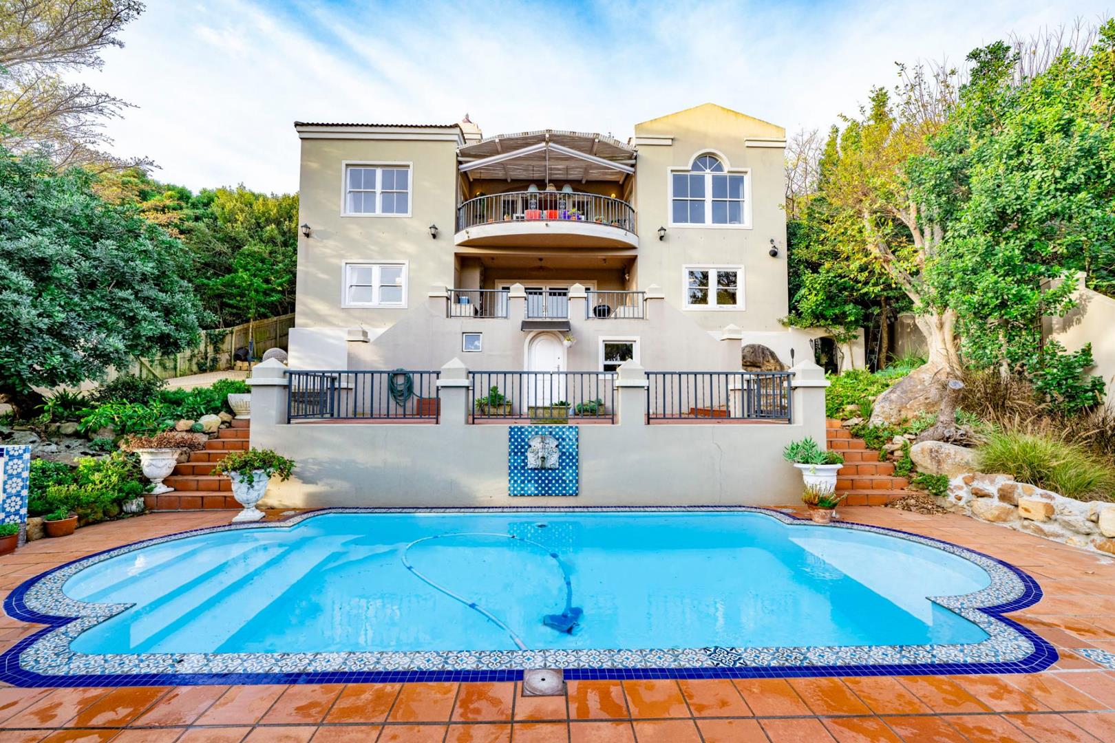 Hout Bay Central Property Property and houses for sale in Hout Bay