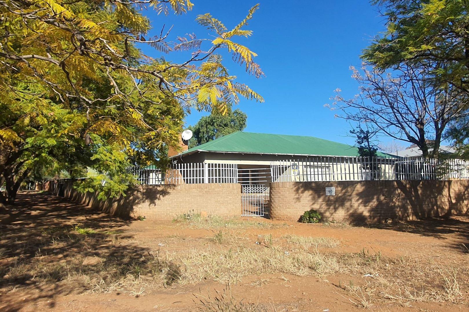 3 Bedroom House for sale in Herlear P24112930991