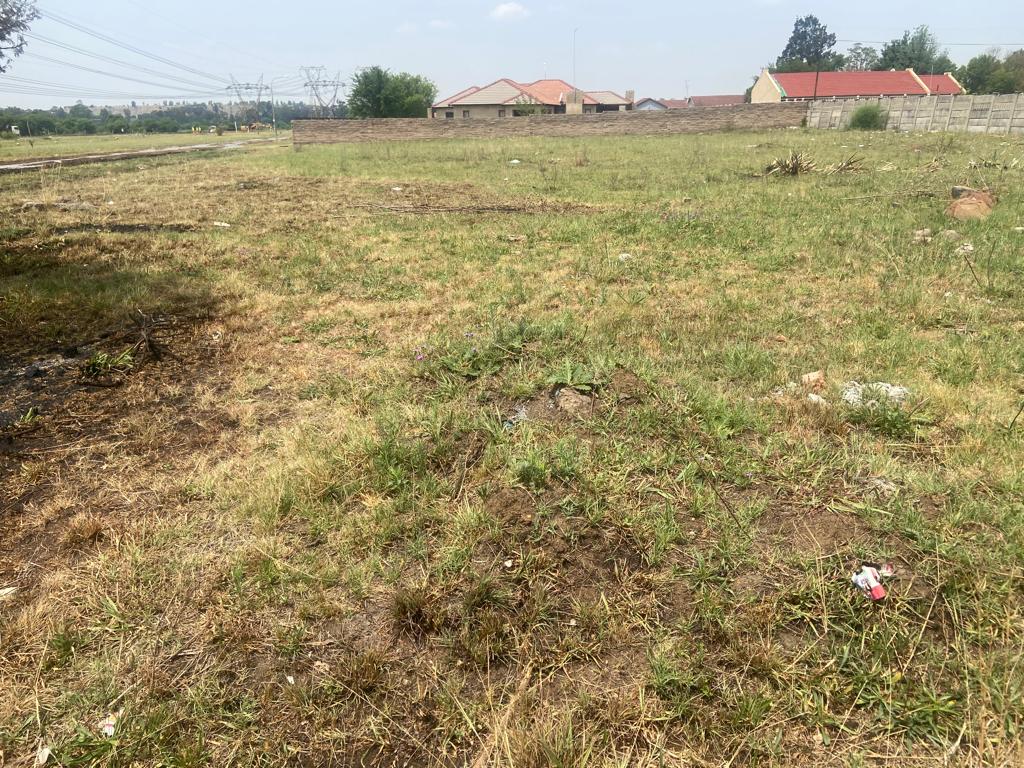 Vacant land / plot for sale in Bedworth Park P24112932667