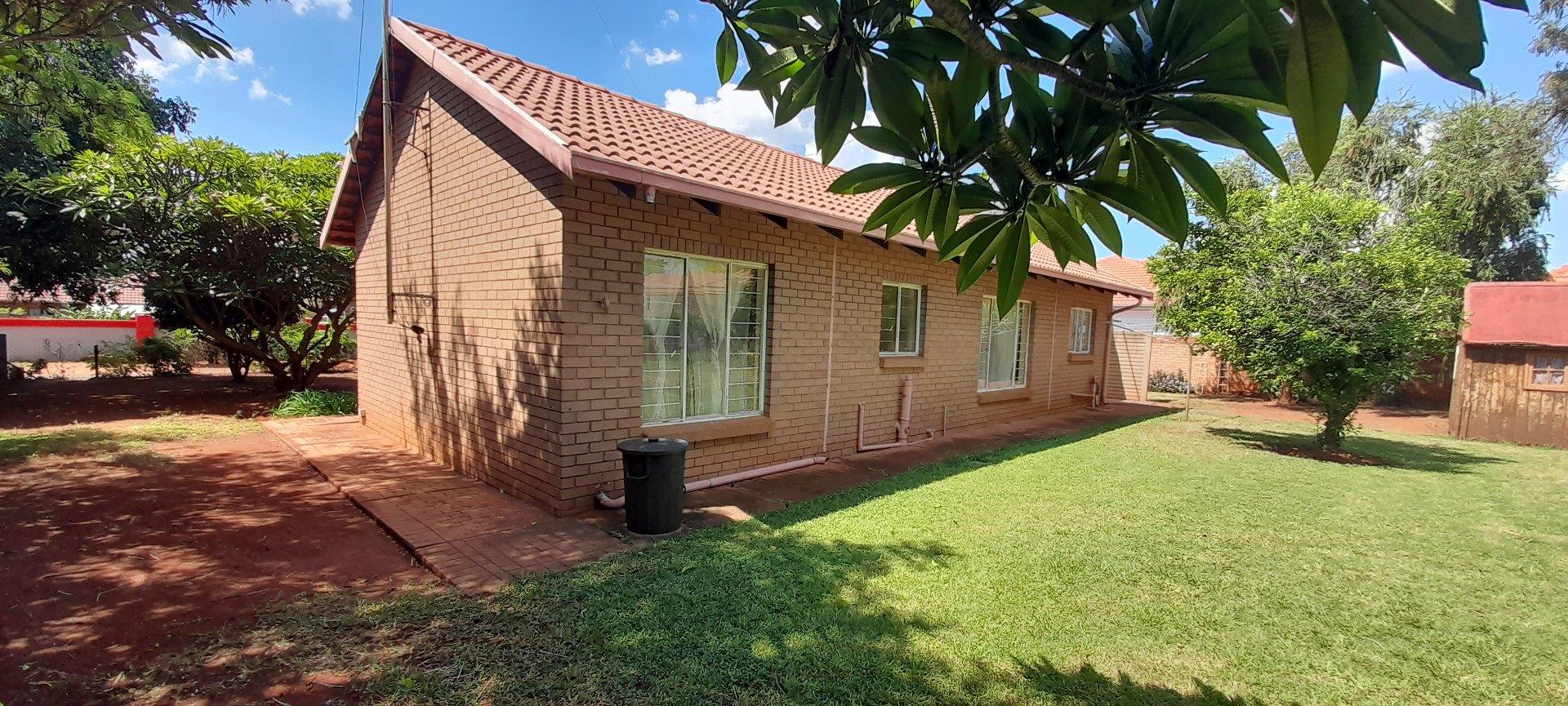 3 Bedroom House to rent in The Orchards P24112933053