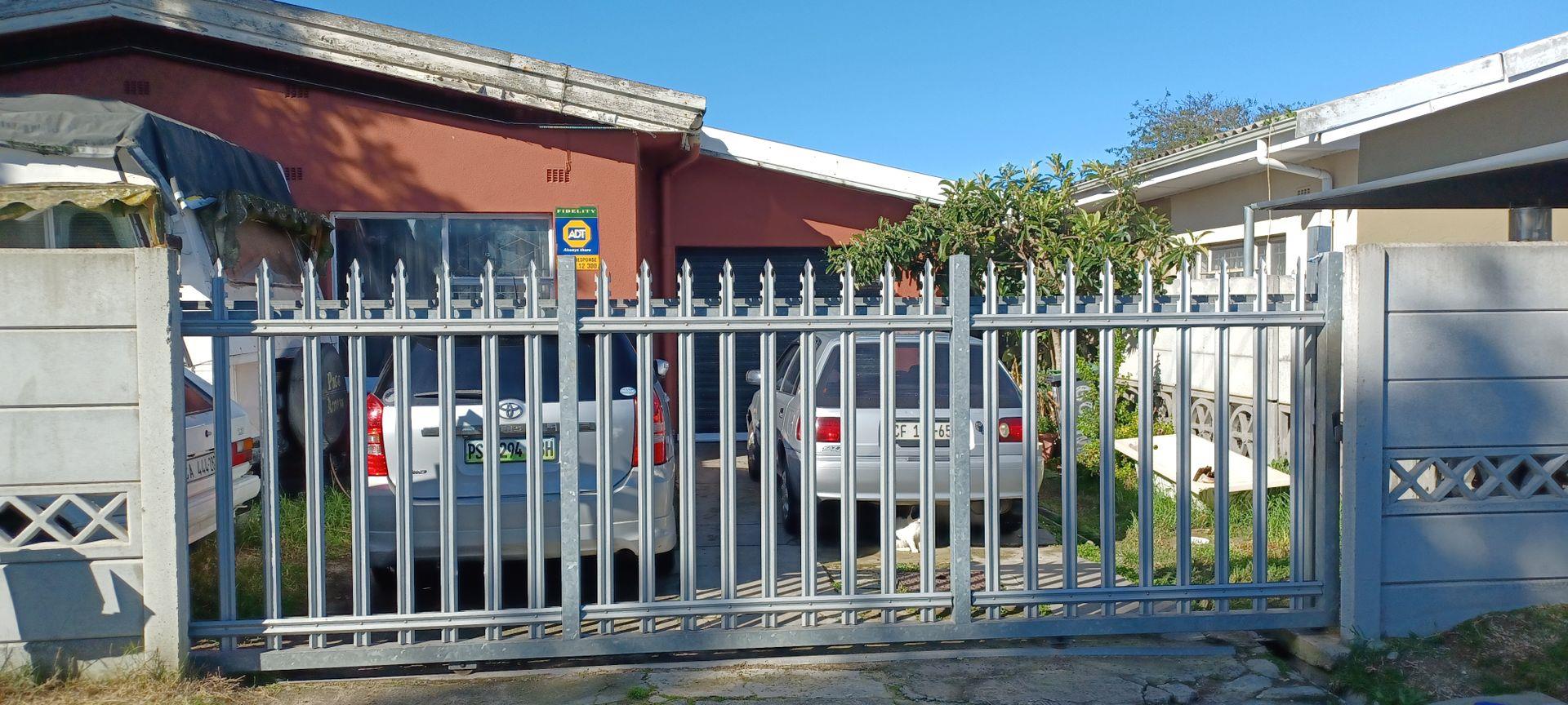 Peerless Park Property Property and houses for sale in Peerless Park