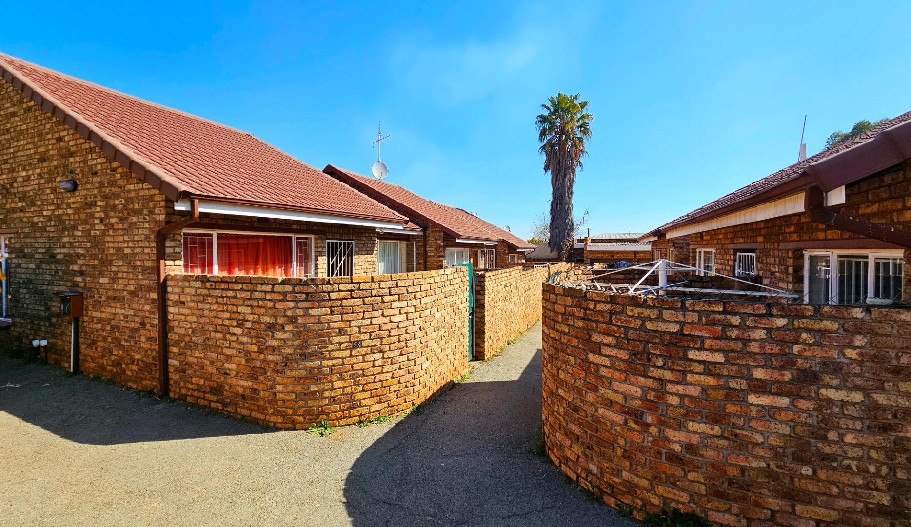 Krugersdorp Central Property Property and houses for sale in