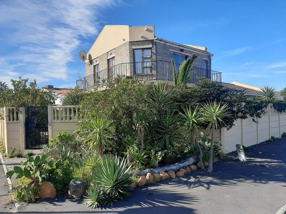 Riverton, Goodwood Property Houses for sale in Riverton, Goodwood