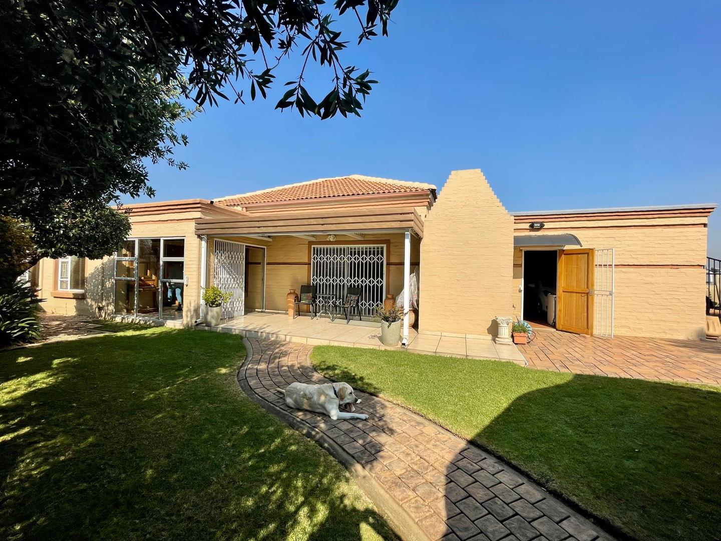 Arcon Park Property Property and houses for sale in Arcon Park