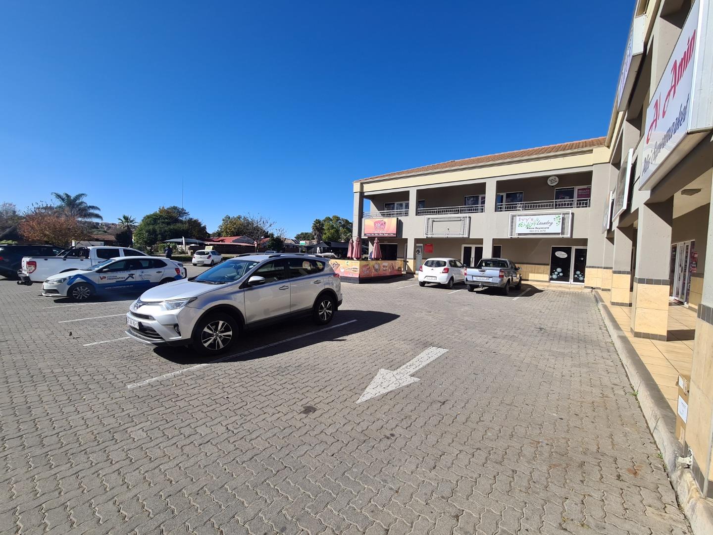 Commercial property to rent in Pierre Van Ryneveld 31 Fouche Road