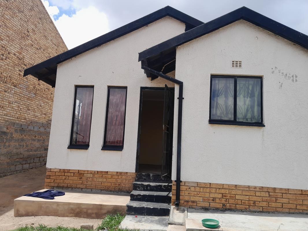 2 Bedroom House for sale in Ebony Park P24112969800