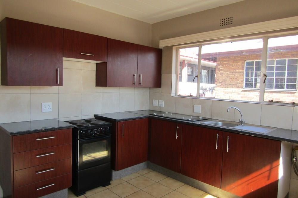 La Rochelle, Johannesburg Property Property and houses to rent in La Rochelle, Johannesburg