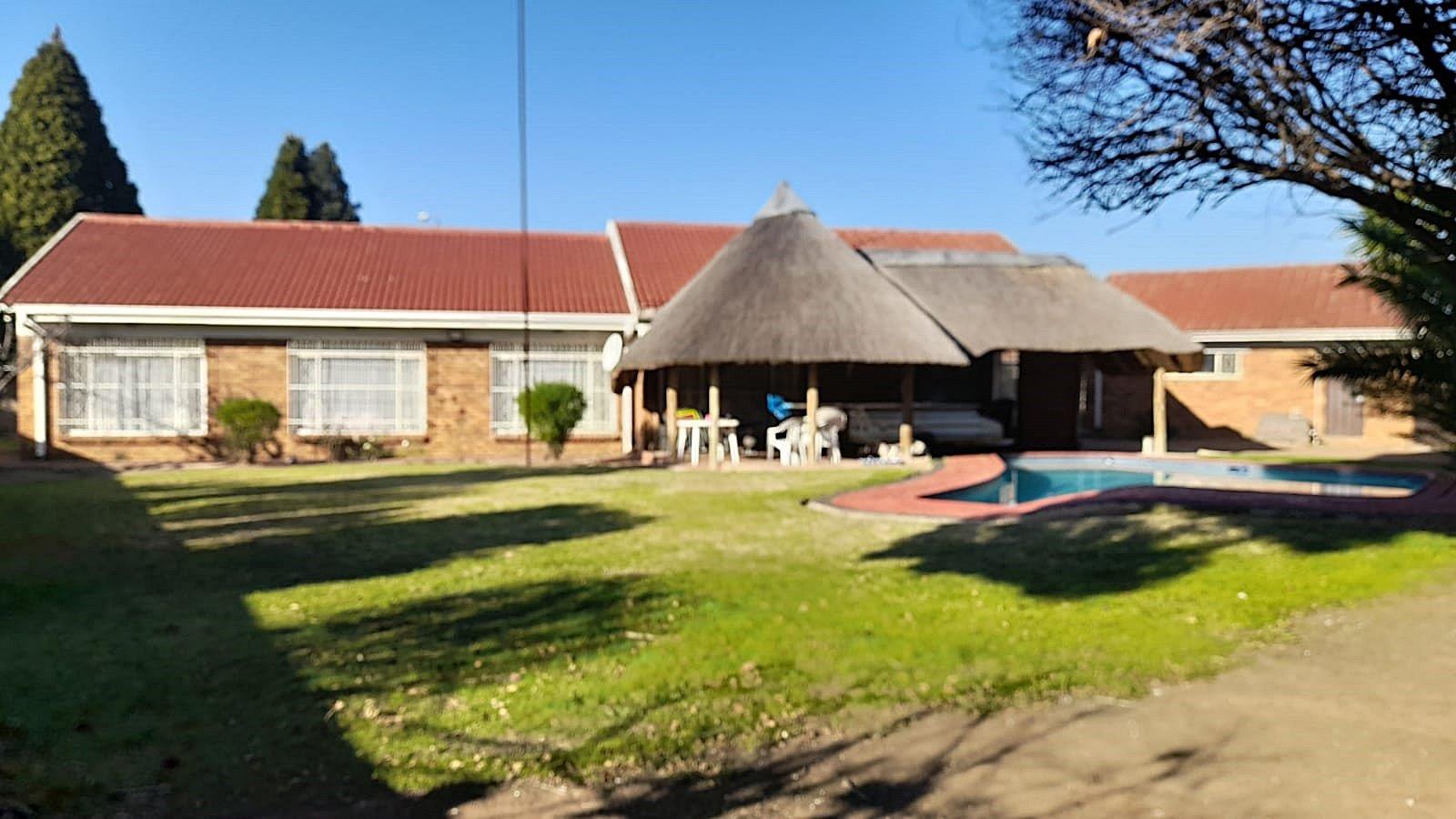 Falcon Ridge Property Property and houses for sale in Falcon Ridge