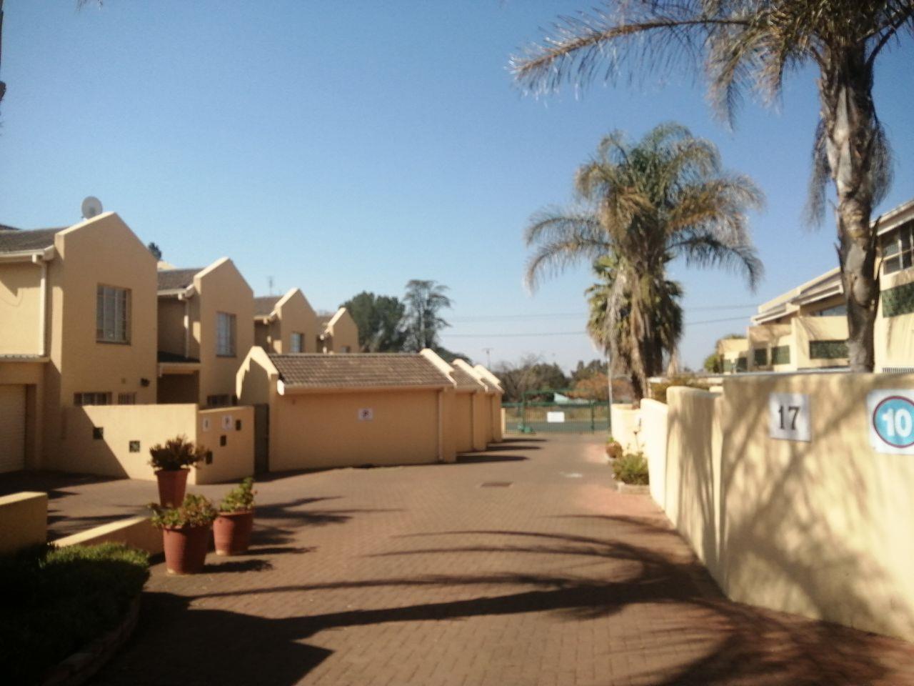 Navalsig Property Property and houses for sale in Navalsig Page 3