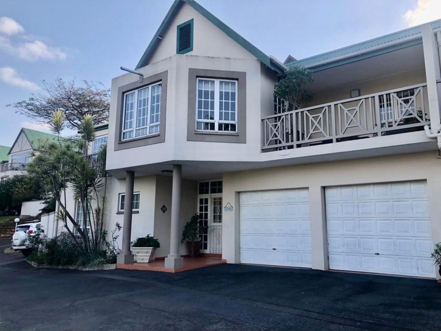 3 Bedroom Townhouse for sale in Sunningdale P24112978525