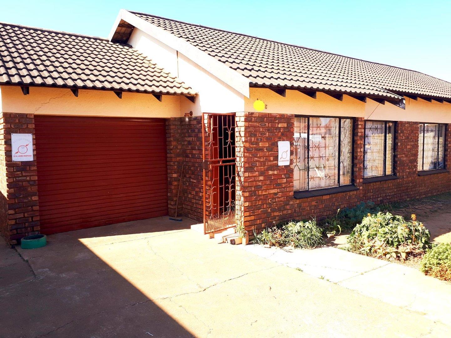 Kanana, Orkney Property Property and houses for sale in Kanana