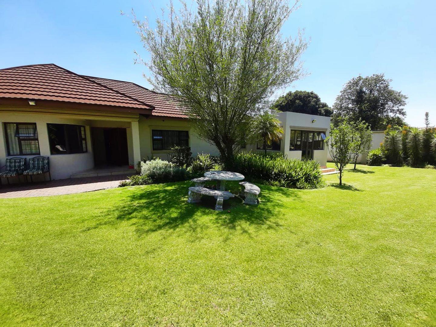 Lyndhurst Property Property and houses for sale in Lyndhurst