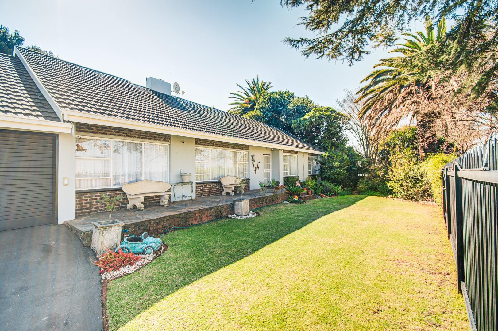 Esther Park Property Property and houses for sale in Esther Park