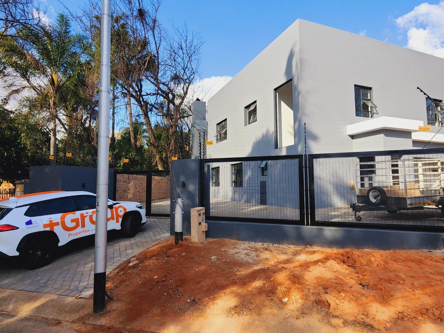 4 Bedroom House for sale in Lynnwood Ridge P24112991808