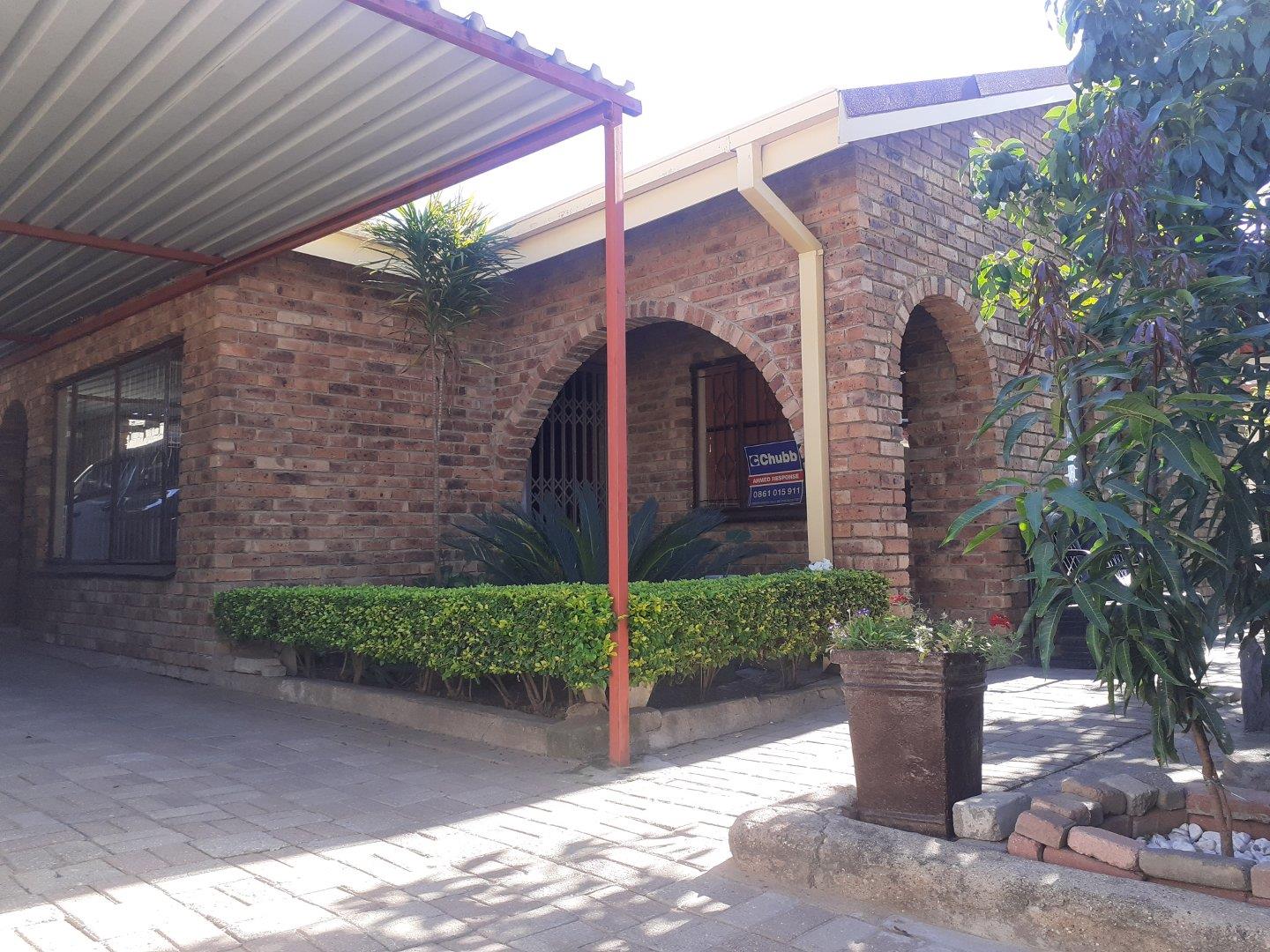 5 Bedroom House for sale in Seshego A P24112983557