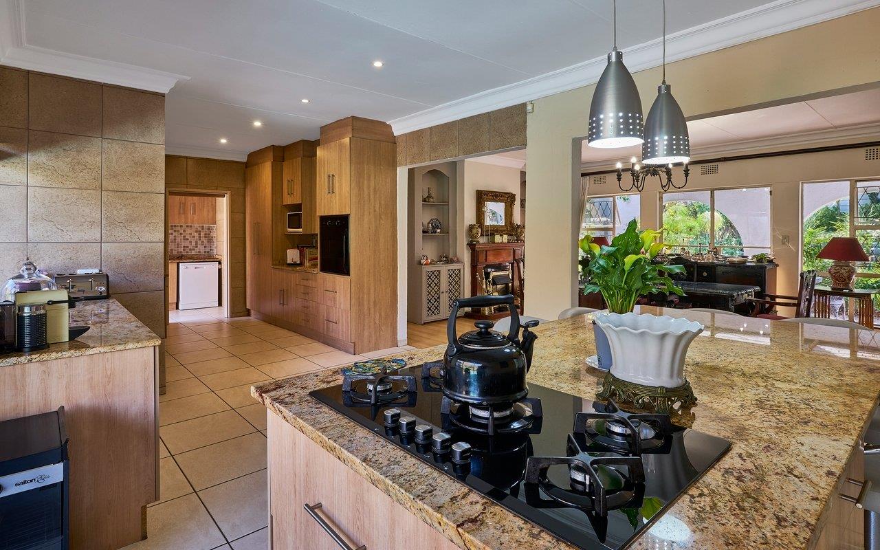 5 Bedroom House for sale in Morningside Manor P24112985732