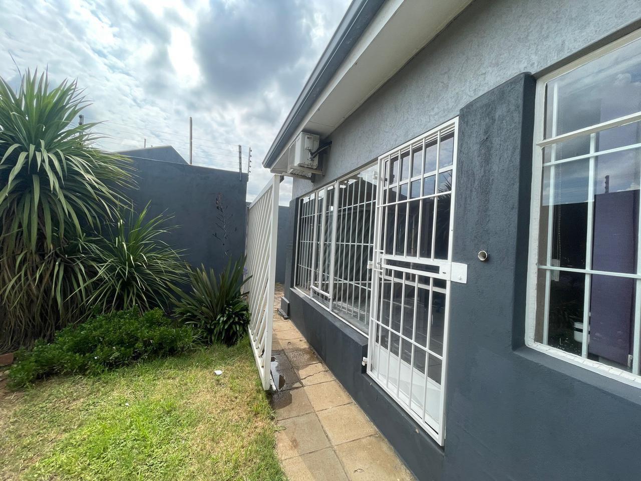 Comet Property Property and houses to rent in Comet