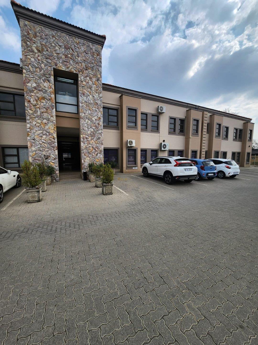 Commercial property to rent in Brackenhurst 82 Hennie Alberts Street