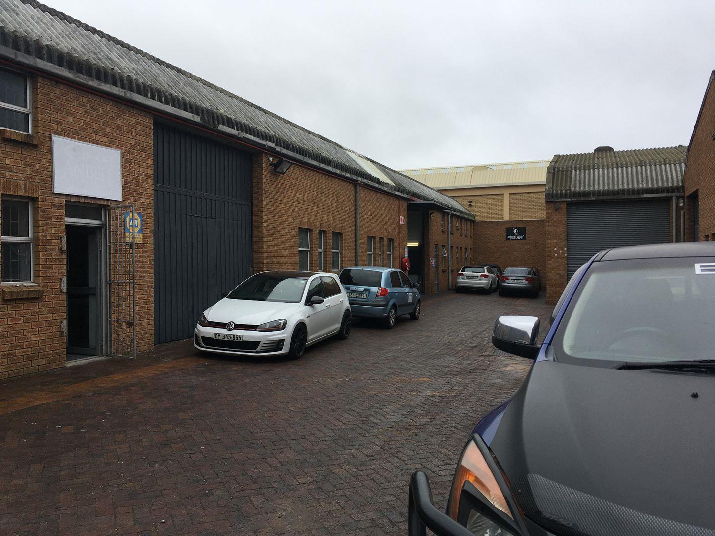 Montague Gardens Property Industrial property to rent in Montague