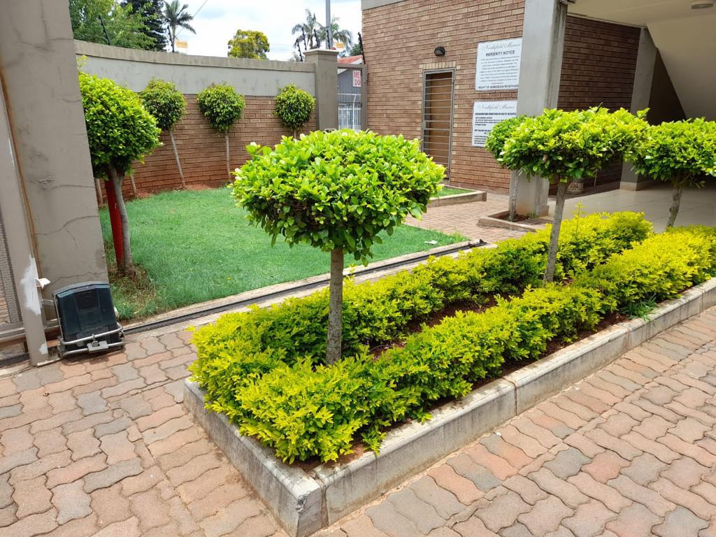 2 Bedroom Apartment / flat for sale in Pretoria North P24113214496